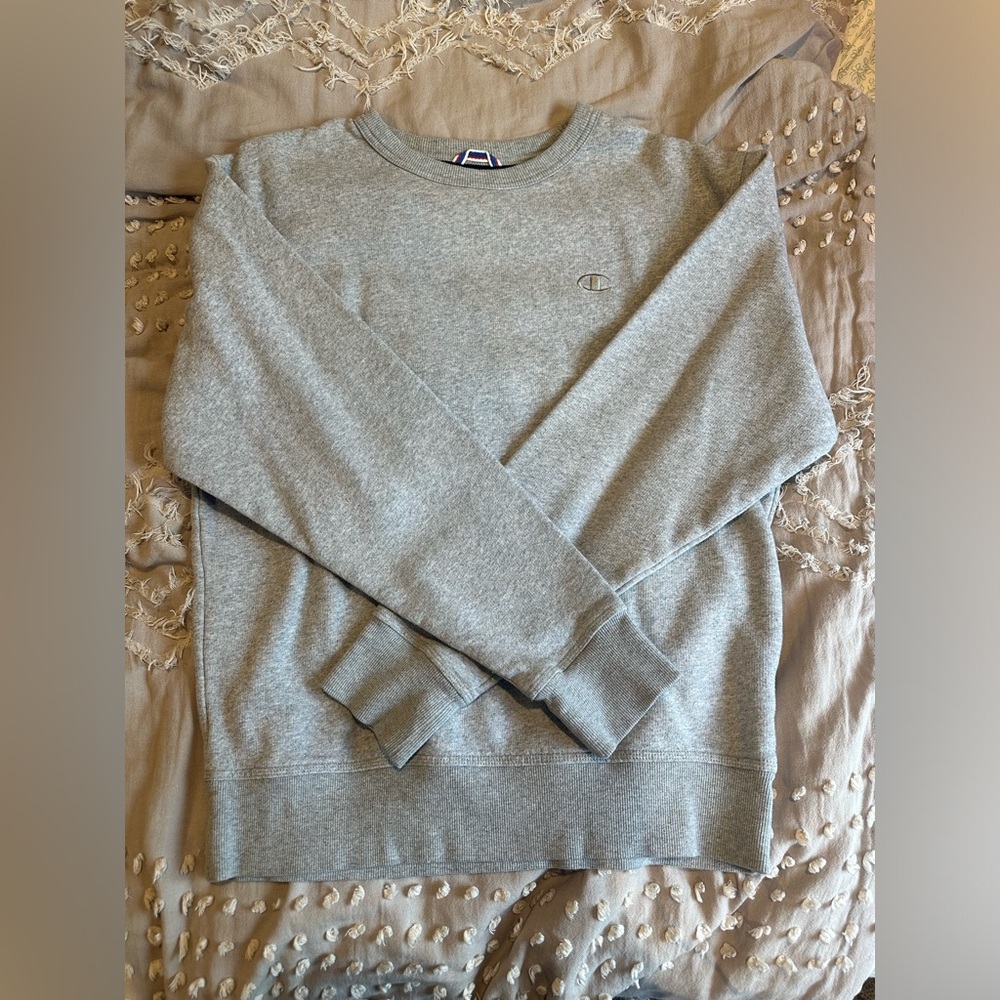 Champion Crewneck!